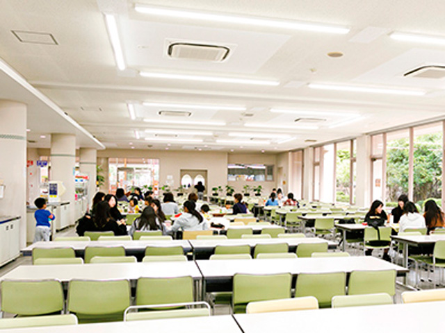名古屋短期大学の学食