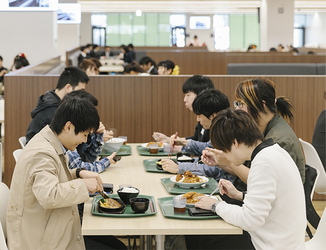 駒澤大学の学食