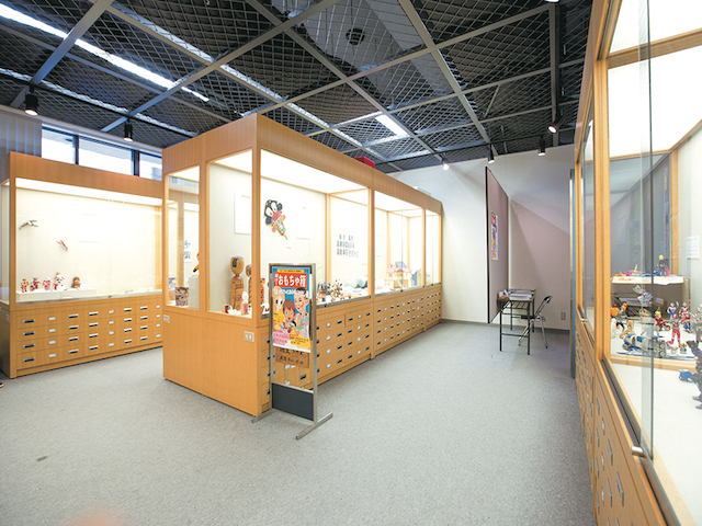 道内私大初の博物館　考古学資料展示室