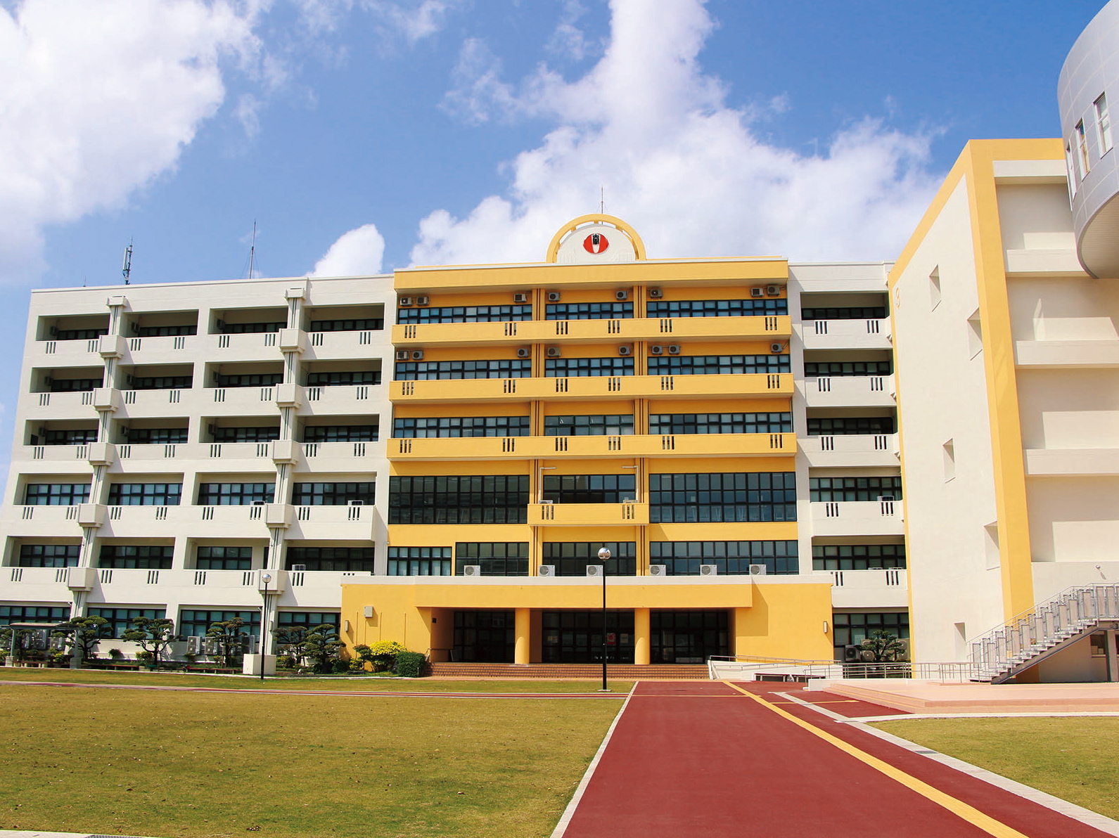 沖縄国際大学のcampusgallery