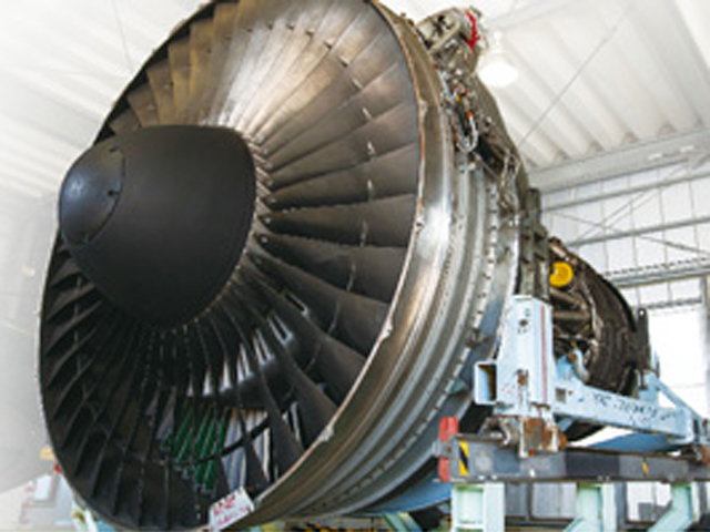 危機管理学部：ボーイング767の実物エンジンを国内の大学で初めて導入