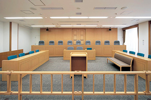 豊平キャンパス：法廷実習室