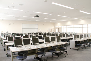豊平キャンパス：コンピュータ実習室