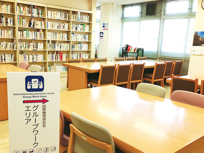 日本大学の図書館