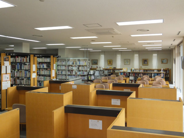 聖和学園短期大学の図書館