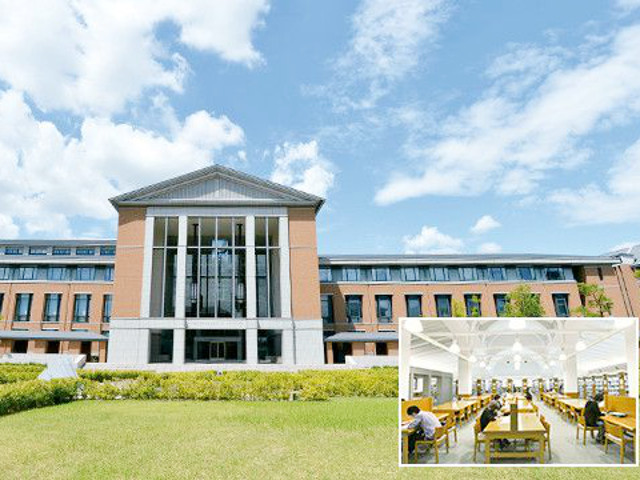 関西外国語大学短期大学部の図書館