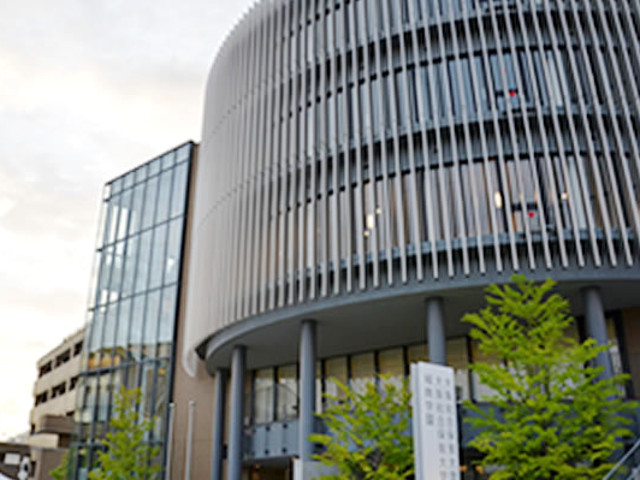 大阪総合保育大学短期大学部の図書館