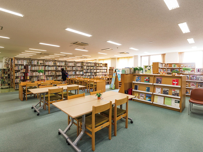 鹿児島女子短期大学の図書館