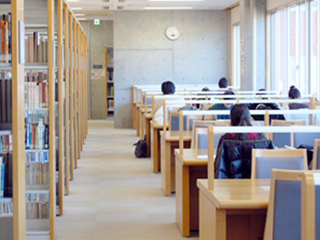 千葉科学大学の図書館
