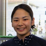 小暮 麻椰さん