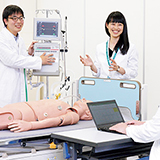 医療健康科学部*