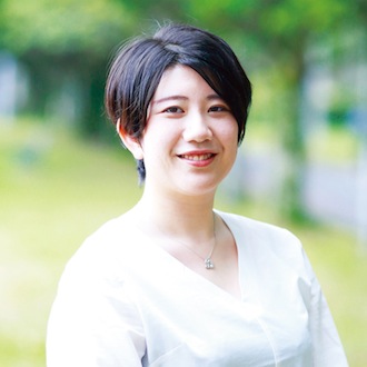 服部 文佳さん