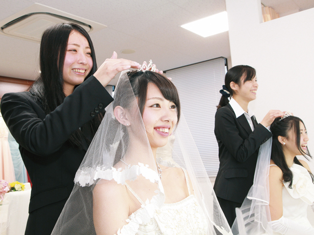 学生たちが一から結婚式を作り上げるウェディングコース最大のイベント「ウェディングセミナー」