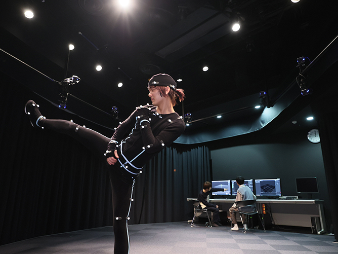 【モーションキャプチャースタジオ】世界標準であるVICON社のシステムを導入し、3DCGキャラクターのリアルな動きを実現