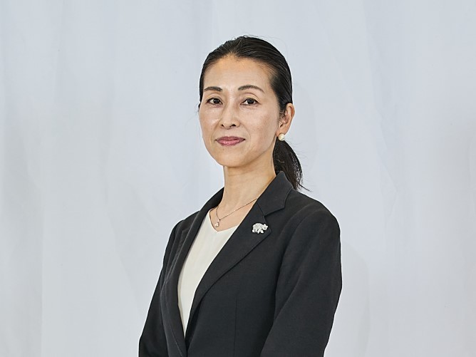 上田 綾子先生「エアライン業界への夢を一緒に叶えましょう！」